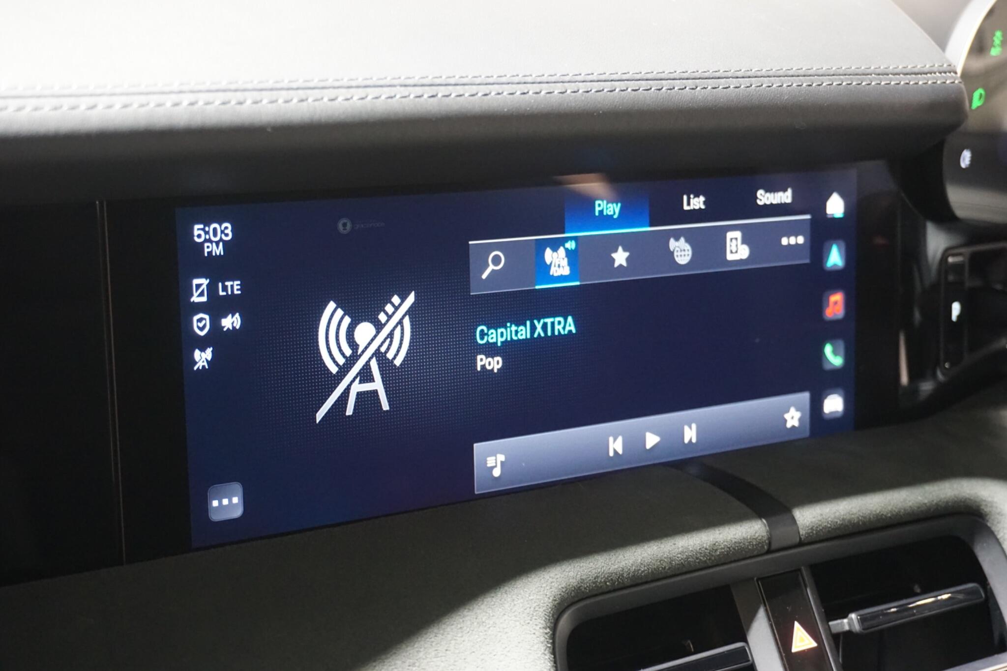 Porsche Taycan Performance Plus 93.4kWh GTS Sport Turismo 5dr Electric Auto 4WD (11kW Charger) (598 ps)